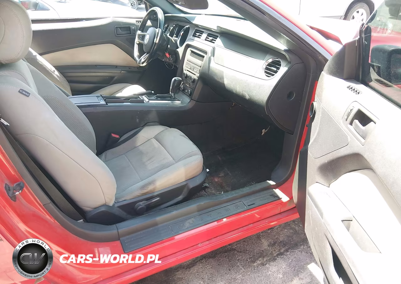 2013 Ford Mustang V6-V6 Premium VIN:1ZVBP8EM2D5213620 - 5