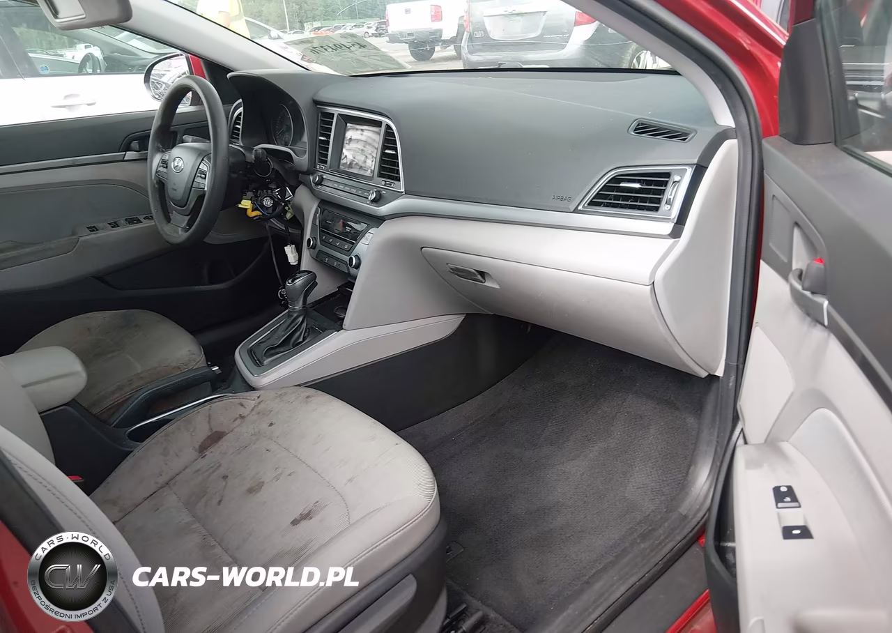 2018 Hyundai Elantra Sel VIN:5NPD84LF3JH249009 - 5