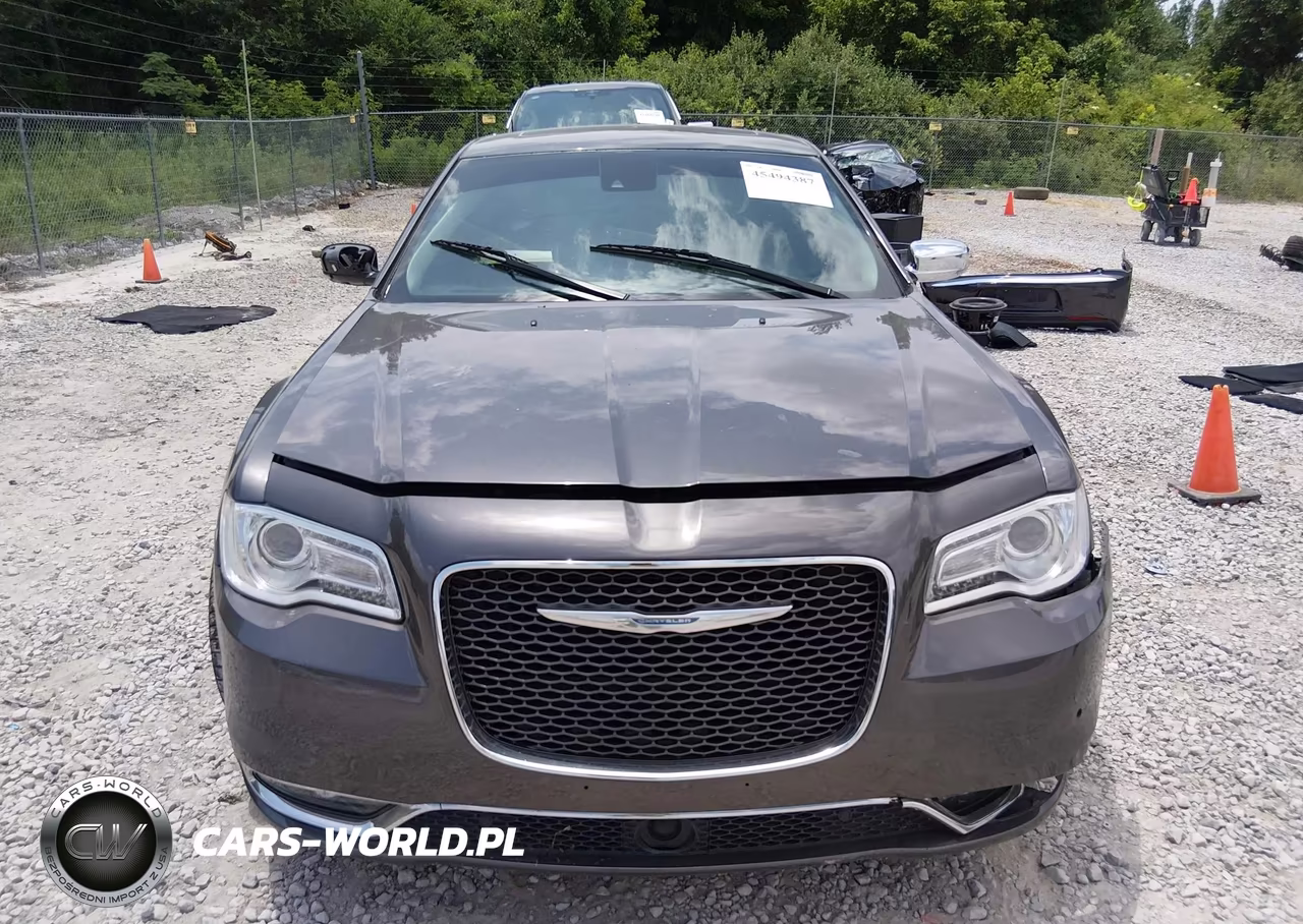 2017 Chrysler 300C VIN:2C3CCAEG5HH540231 - 12