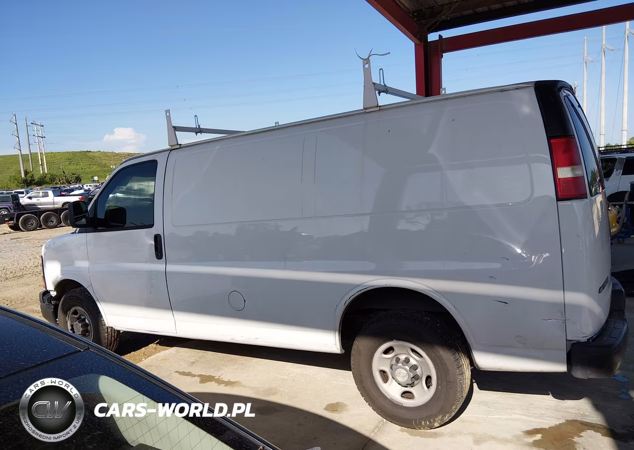 2014 Chevrolet Express 2500 Work Van VIN:1GCWGFCA4E1214200 - 14