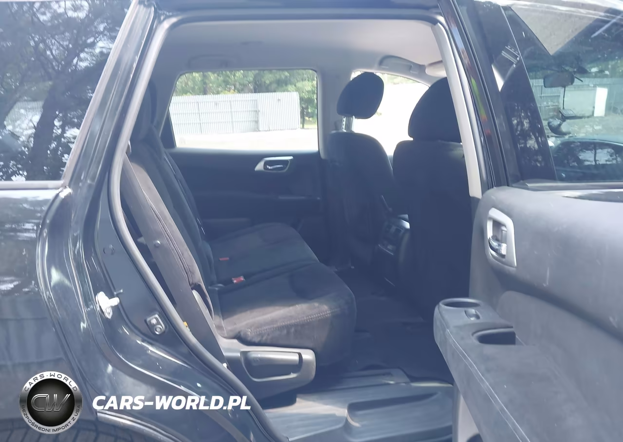 2016 Nissan Pathfinder Platinum-S-Sl-Sv VIN:5N1AR2MN7GC608453 - 8
