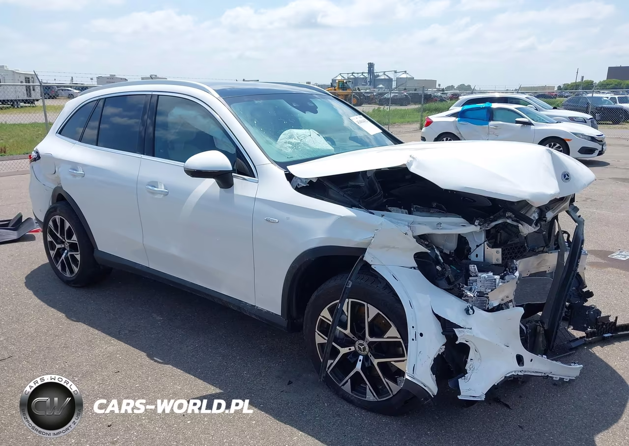 2025 Mercedes-Benz Glc 350E 4Matic – zdjęcie 1 z 17