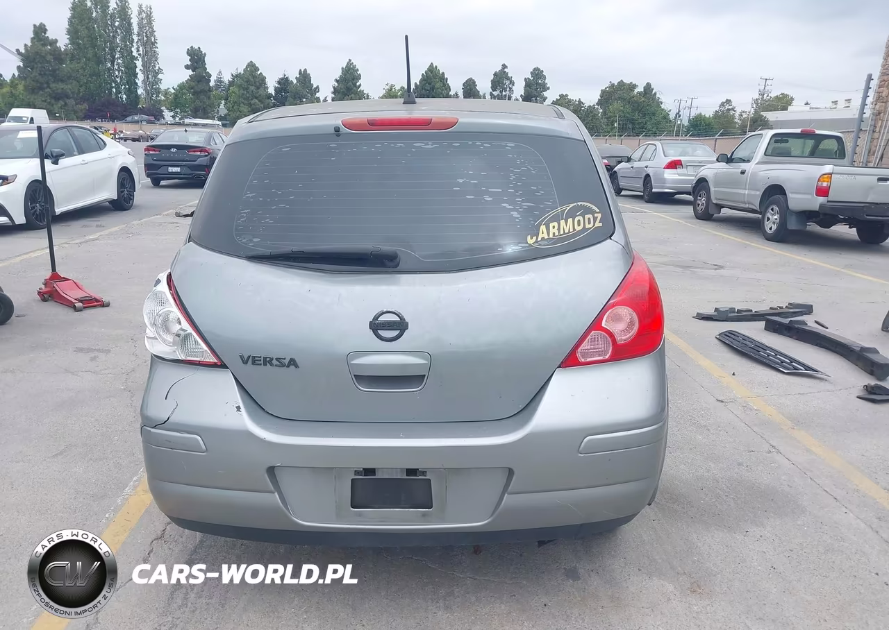 2010 Nissan Versa 1.8S VIN:3N1BC1CPXAL427207 - 16