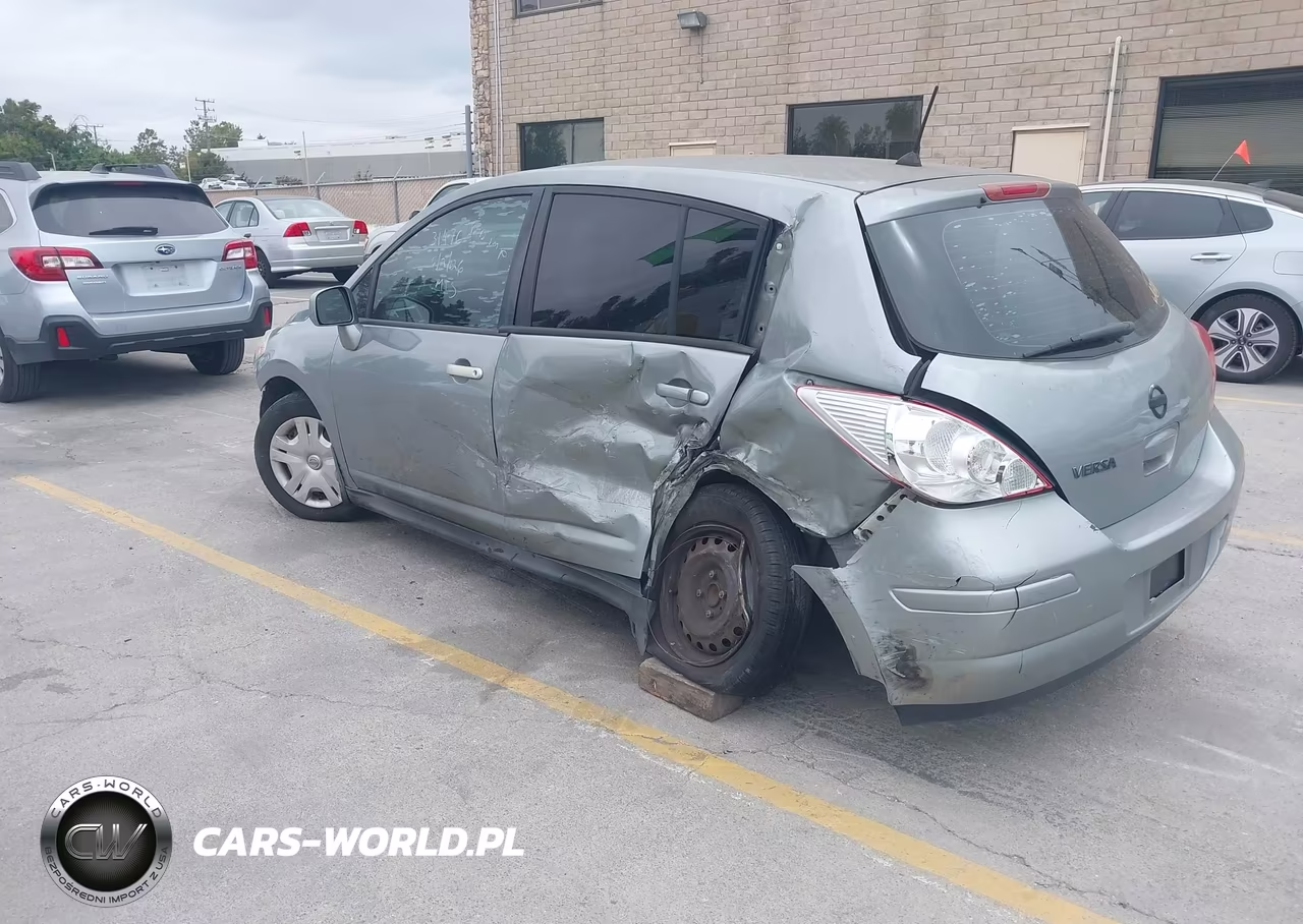 2010 Nissan Versa 1.8S VIN:3N1BC1CPXAL427207 - 3