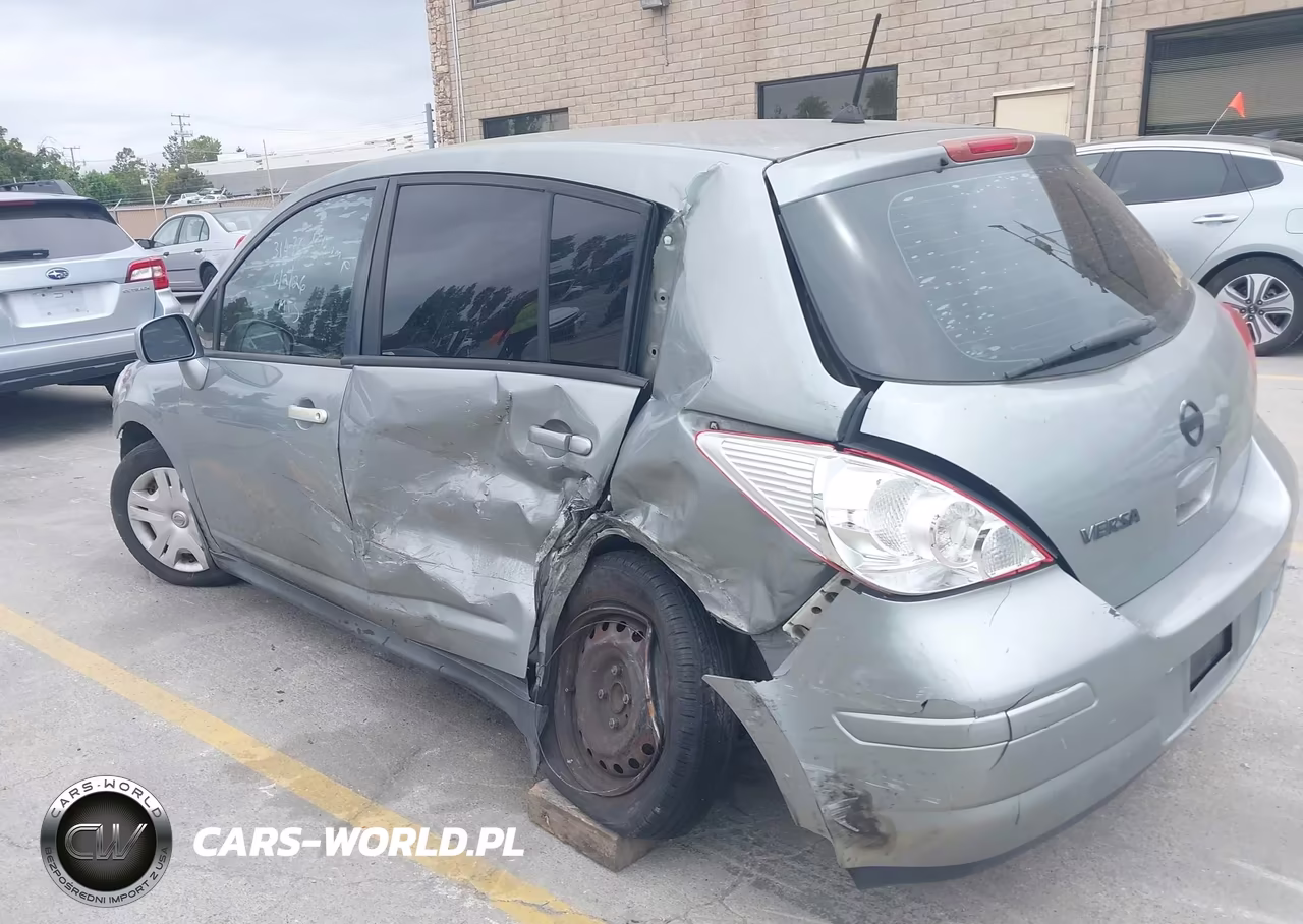 2010 Nissan Versa 1.8S VIN:3N1BC1CPXAL427207 - 6