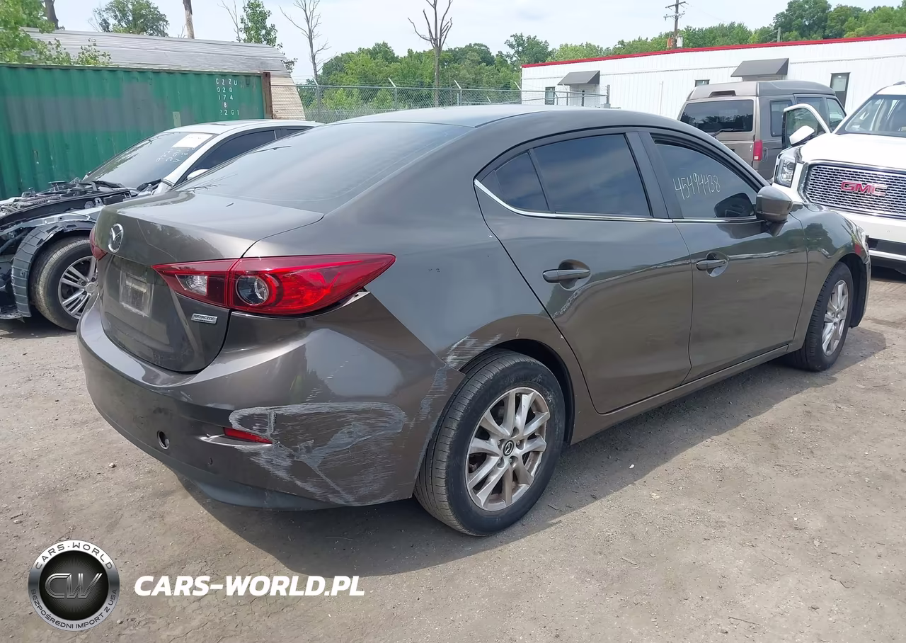 2017 Mazda Mazda3 Sport VIN:3MZBN1U78HM109383 - 4