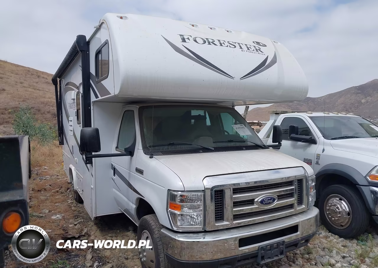 2017 Ford E-450 Cutaway