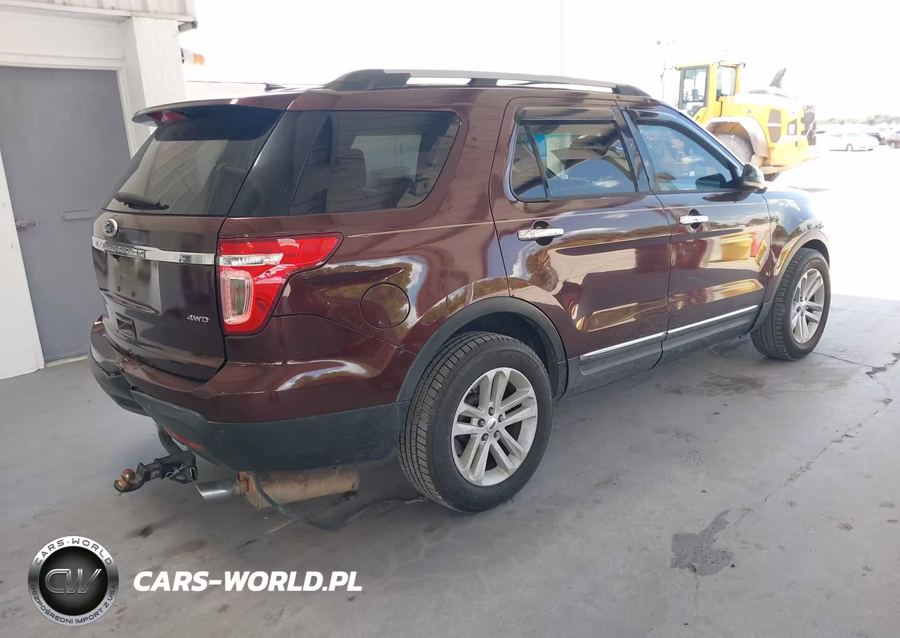 2012 Ford Explorer Xlt VIN:1FMHK8D87CGA34133 - 4
