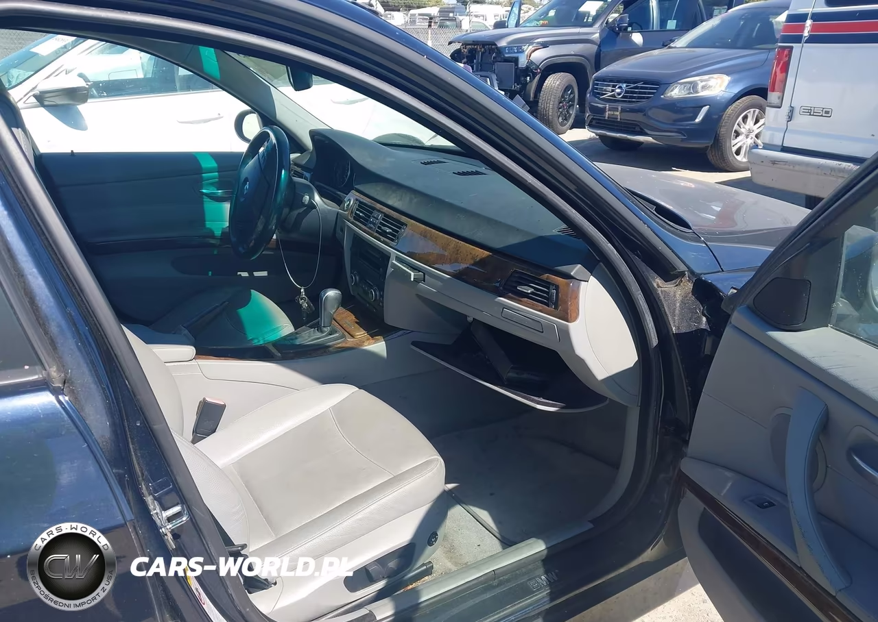 2007 BMW 328Xi VIN:WBAVC93597KX55698 - 5