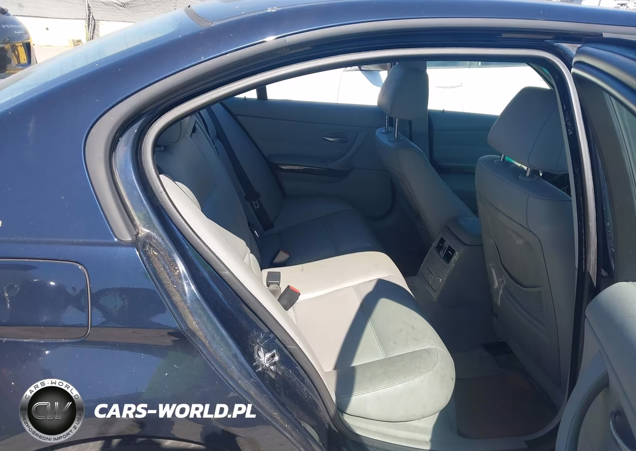 2007 BMW 328Xi VIN:WBAVC93597KX55698 - 8