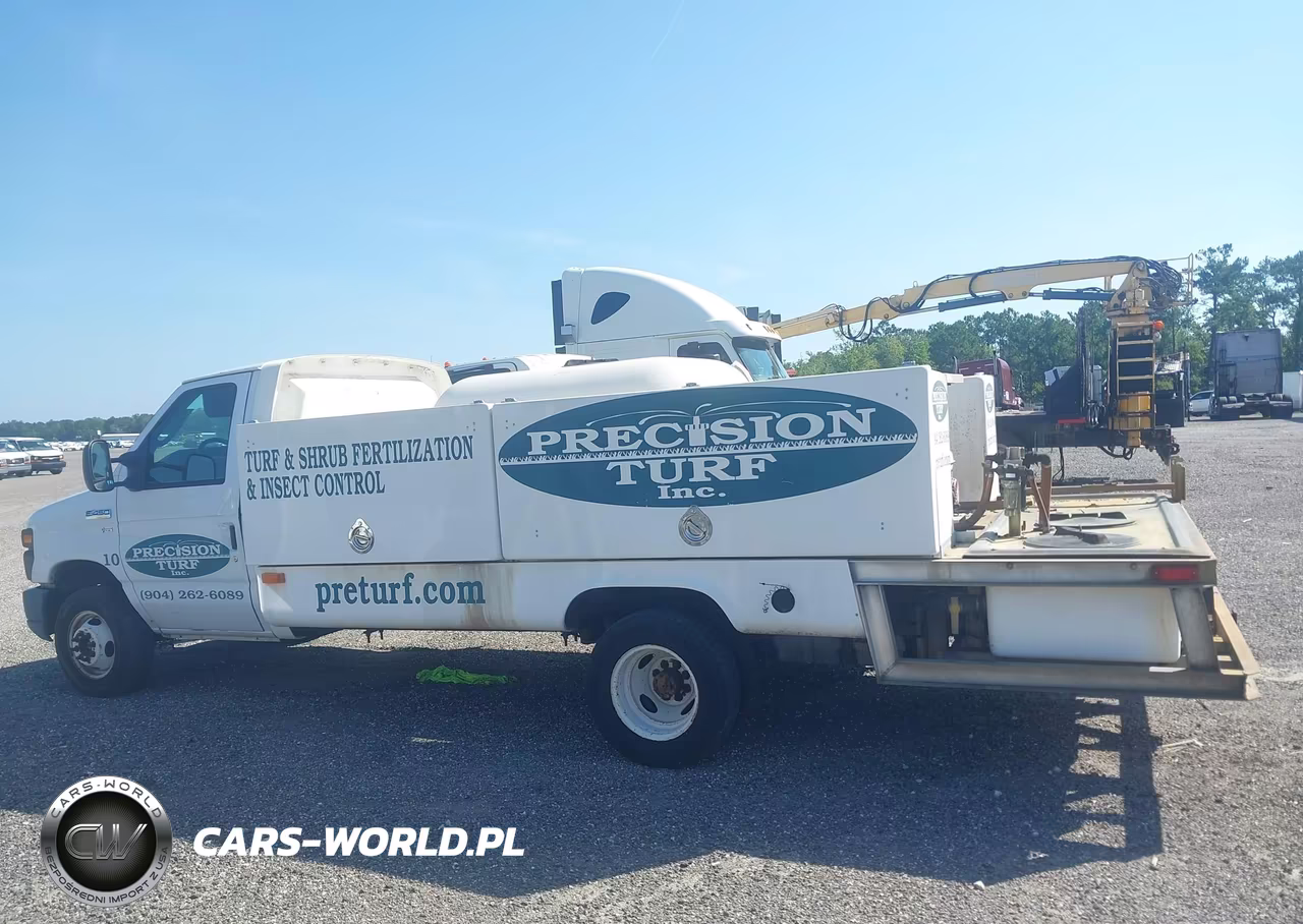 2010 Ford E-450 Cutaway VIN:1FDXE4FL2ADA44502 - 14