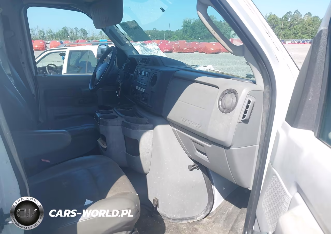 2010 Ford E-450 Cutaway VIN:1FDXE4FL2ADA44502 - 7