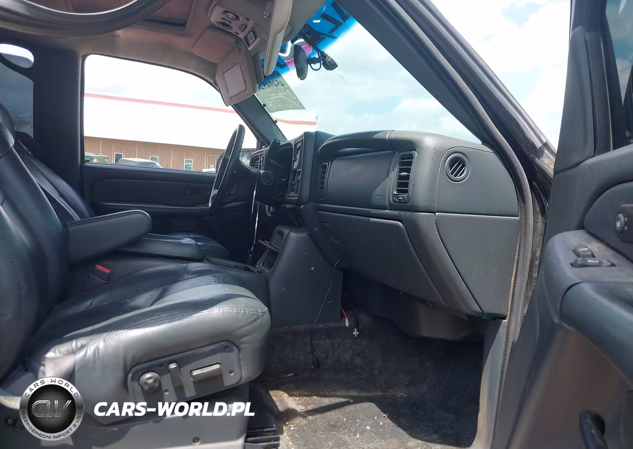 2002 Chevrolet Avalanche 2500 VIN:3GNGK23G12G171133 - 5
