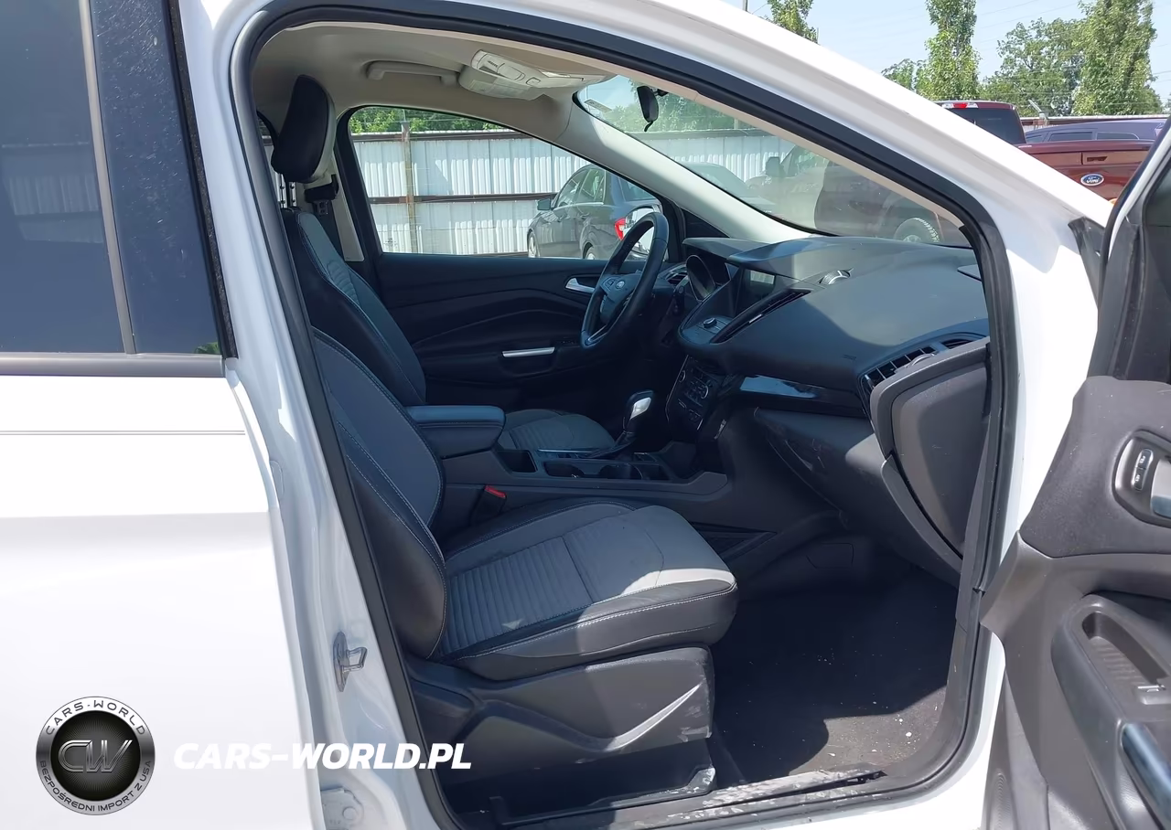 2019 Ford Escape Se VIN:1FMCU9GD0KUA07763 - 5