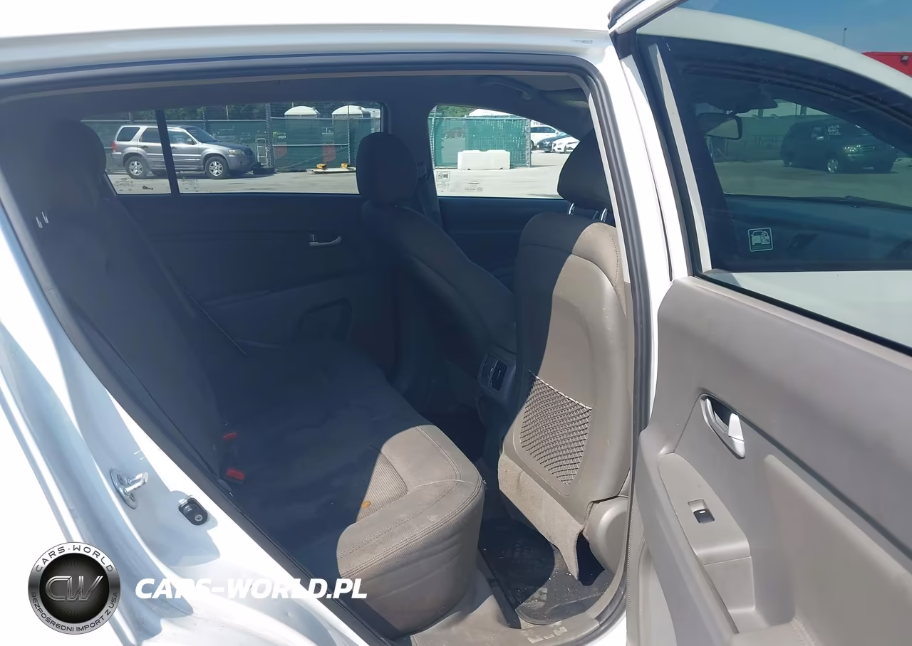 2015 Kia Sportage Lx VIN:KNDPB3AC2F7786578 - 8