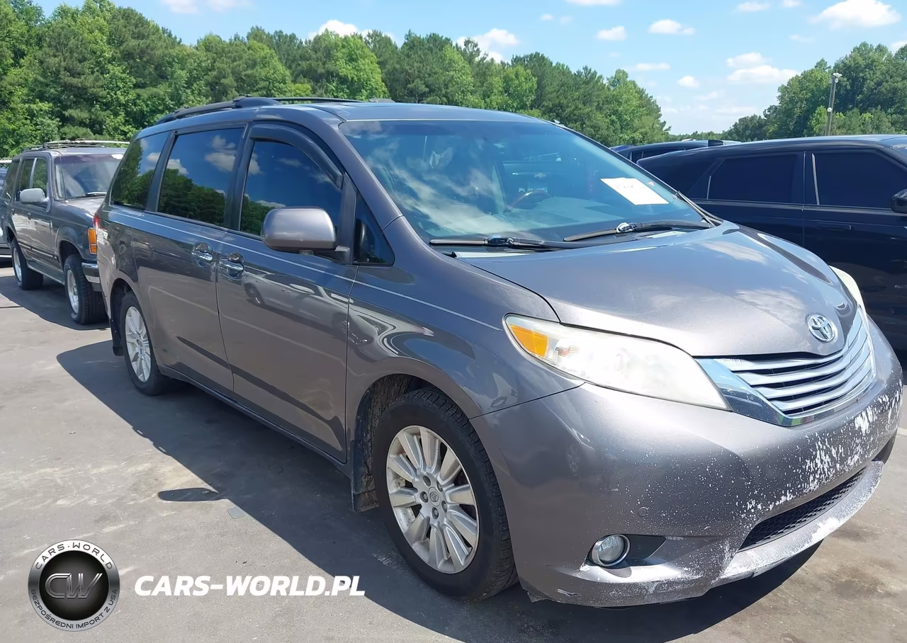 2011 Toyota Sienna Limited – zdjęcie 1 z 18
