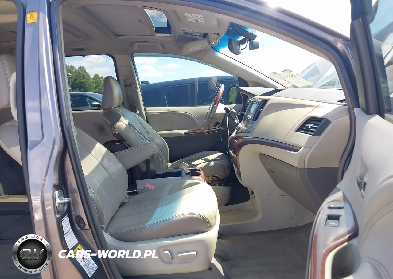 2011 Toyota Sienna Limited VIN:5TDDK3DCXBS027255 - 5