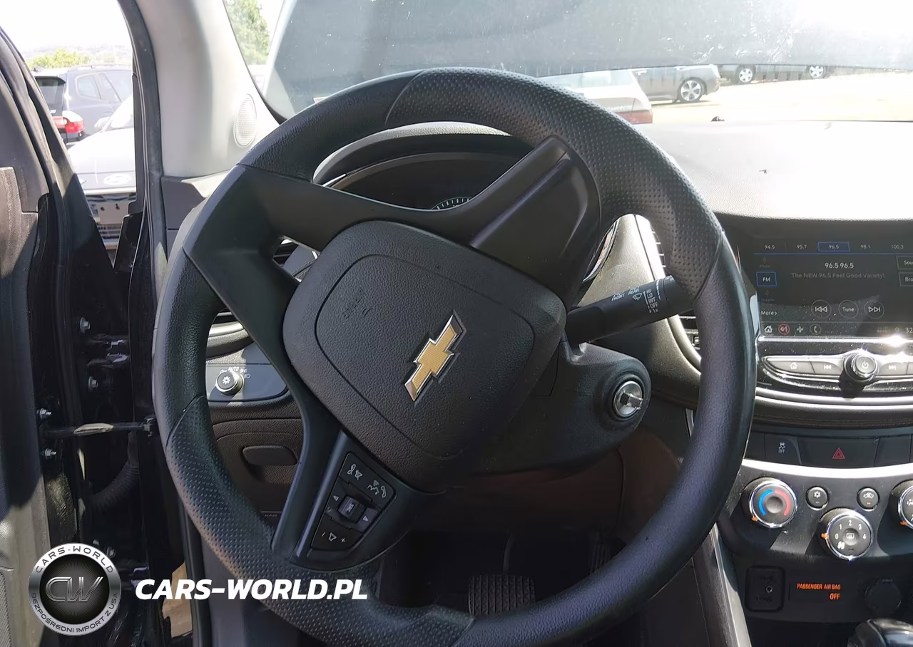 2019 Chevrolet Trax Ls VIN:3GNCJKSB1KL238604 - 18