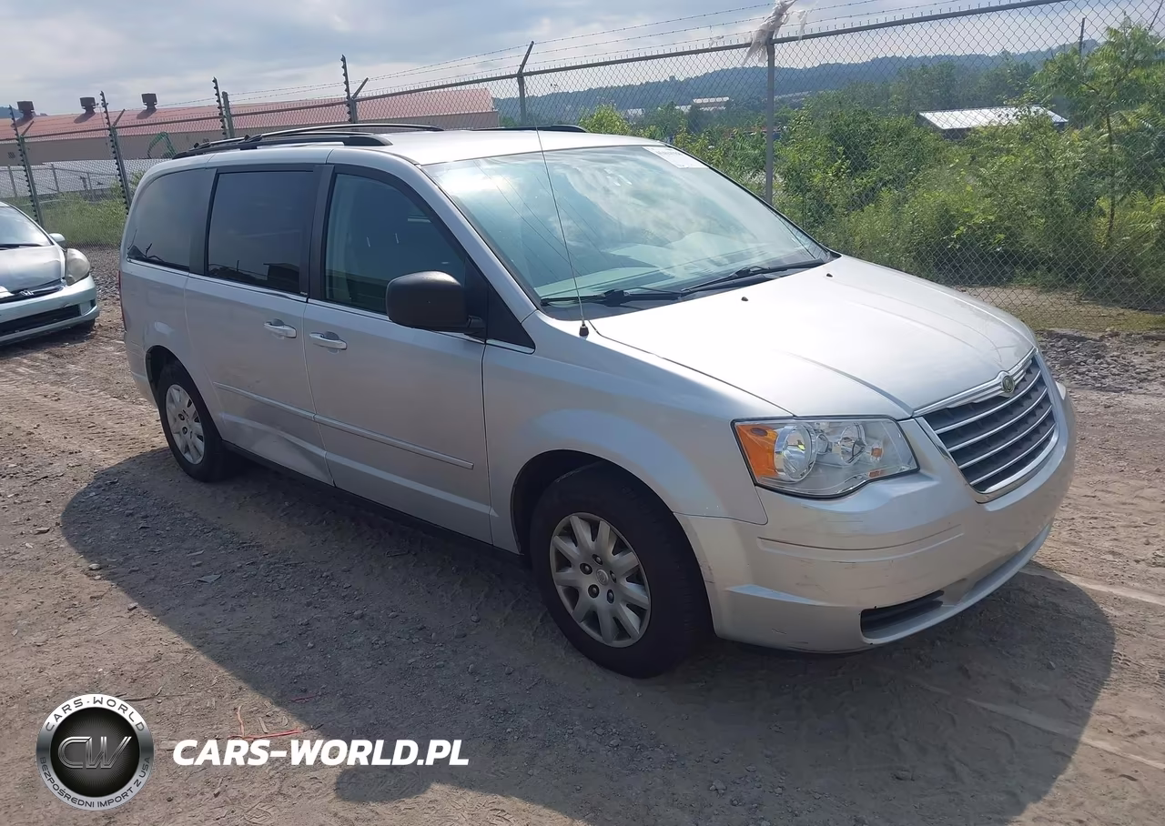 2009 Chrysler Town & Country Lx