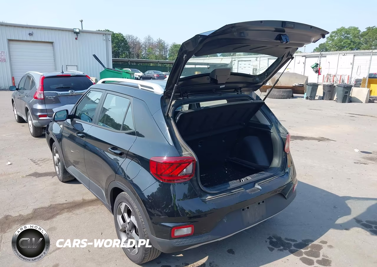 2021 Hyundai Venue Sel VIN:KMHRC8A32MU084516 - 3