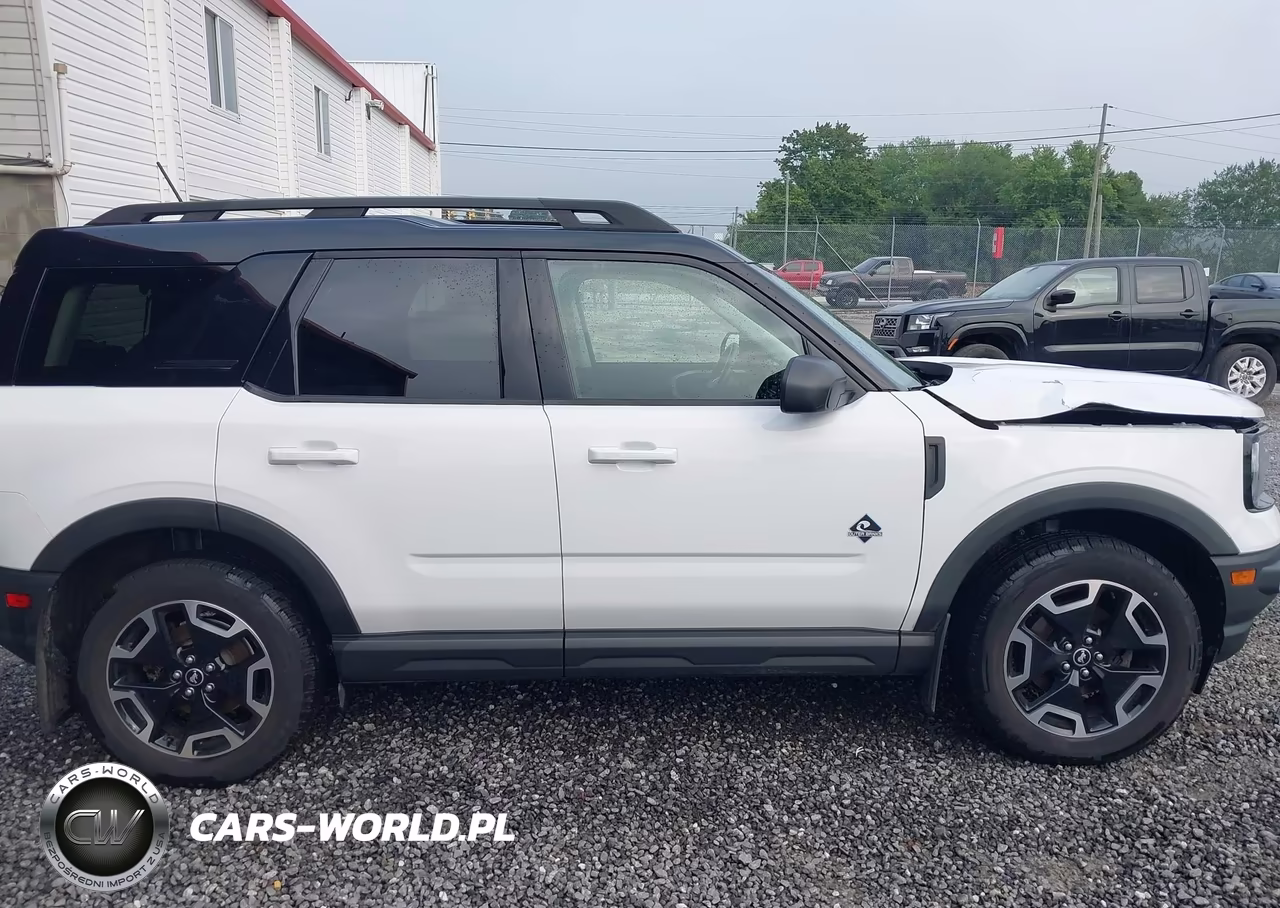 2022 Ford Bronco Sport Outer Banks VIN:3FMCR9C65NRD14253 - 13