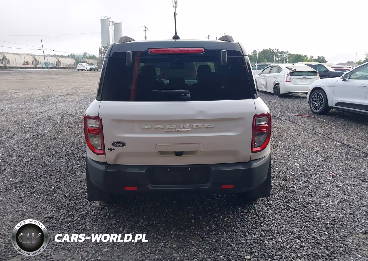 2022 Ford Bronco Sport Outer Banks VIN:3FMCR9C65NRD14253 - 16