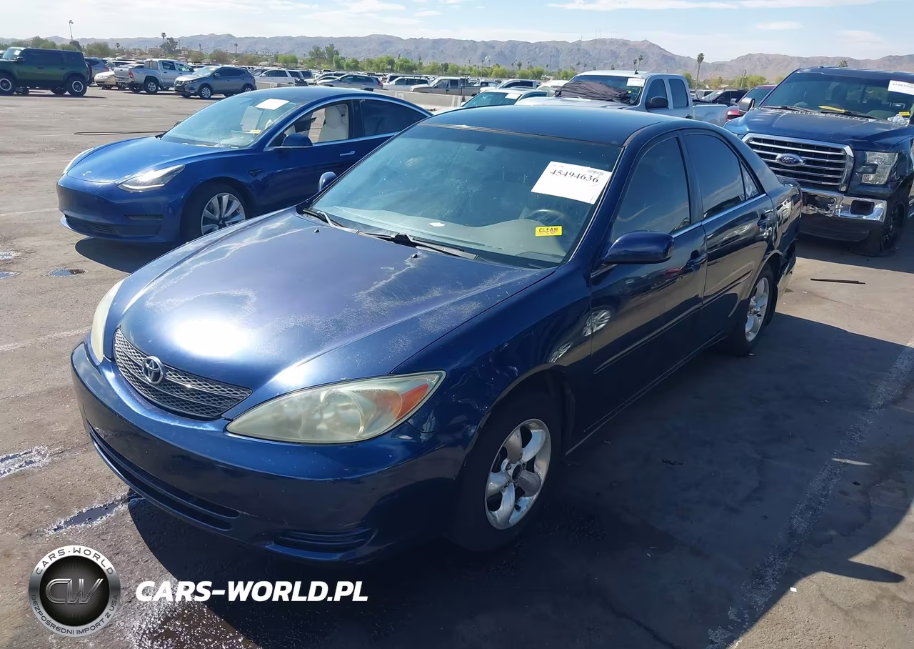 2002 Toyota Camry Le VIN:JTDBE32K220123652 - 2