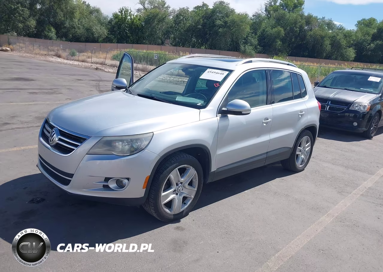 VOLKSWAGEN TIGUAN S VIN:WVGBV7AX1BW546543 - 2