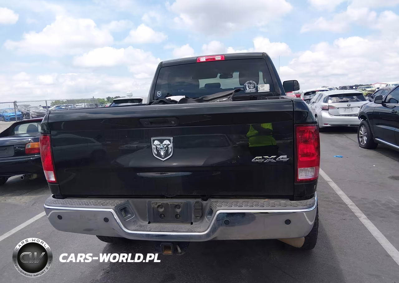 2017 Ram 2500 Tradesman 4X4 6'4 Box VIN:3C6UR5CJ2HG532115 - 16