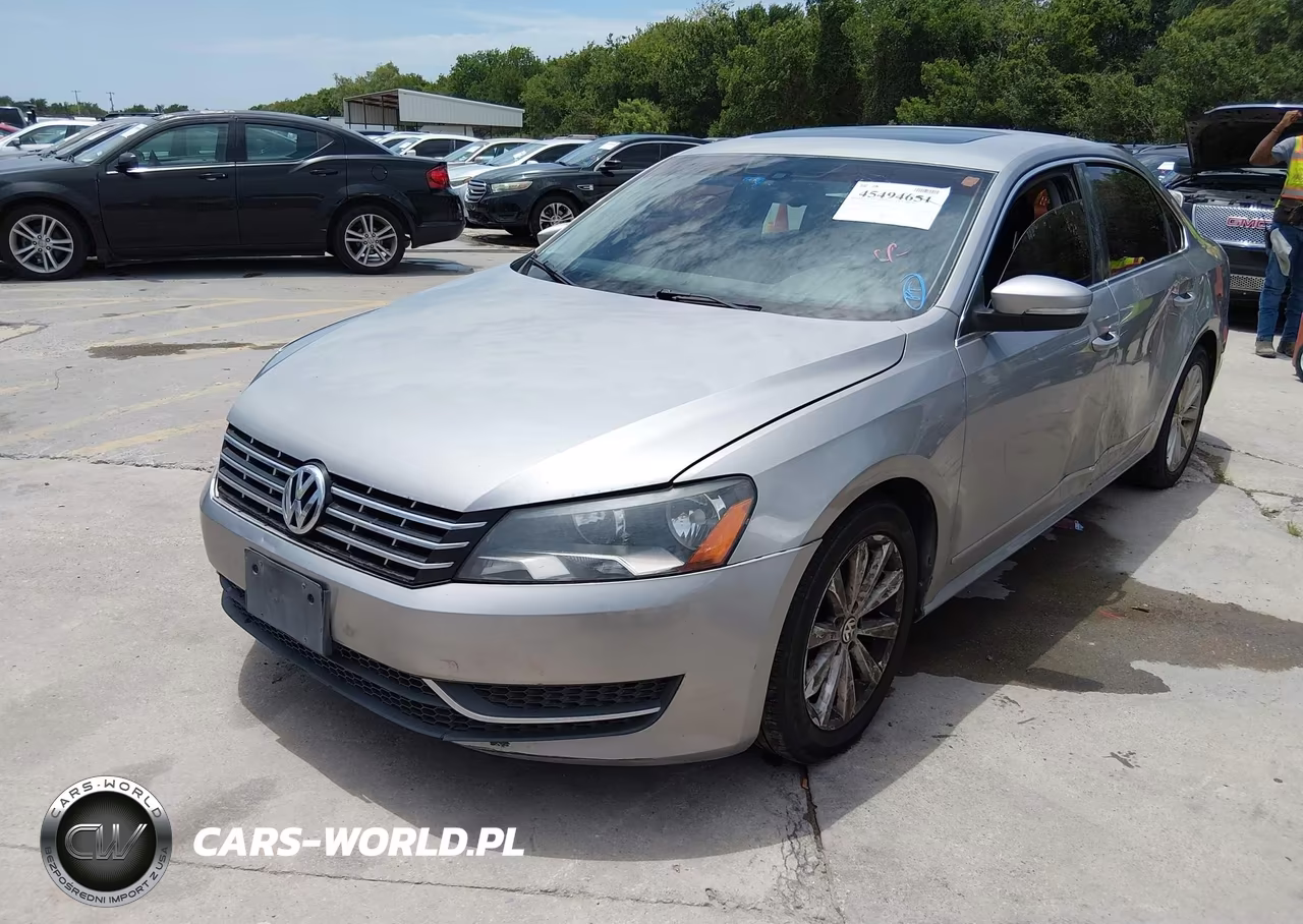 2013 Volkswagen Passat 2.5L Sel VIN:1VWCH7A35DC104119 - 2