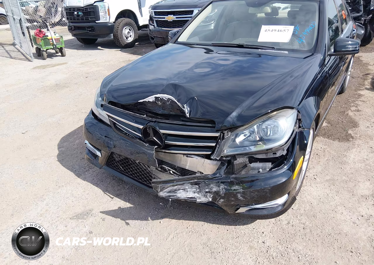 2014 Mercedes-Benz C 250 Sport VIN:WDDGF4HB1EA944424 - 6