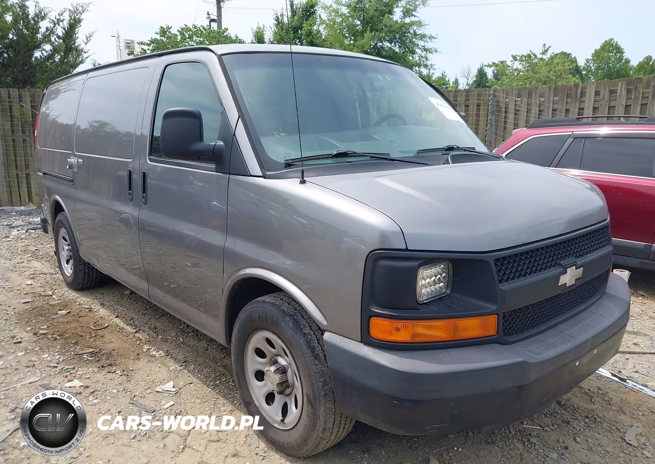 2009 Chevrolet Express Work Van