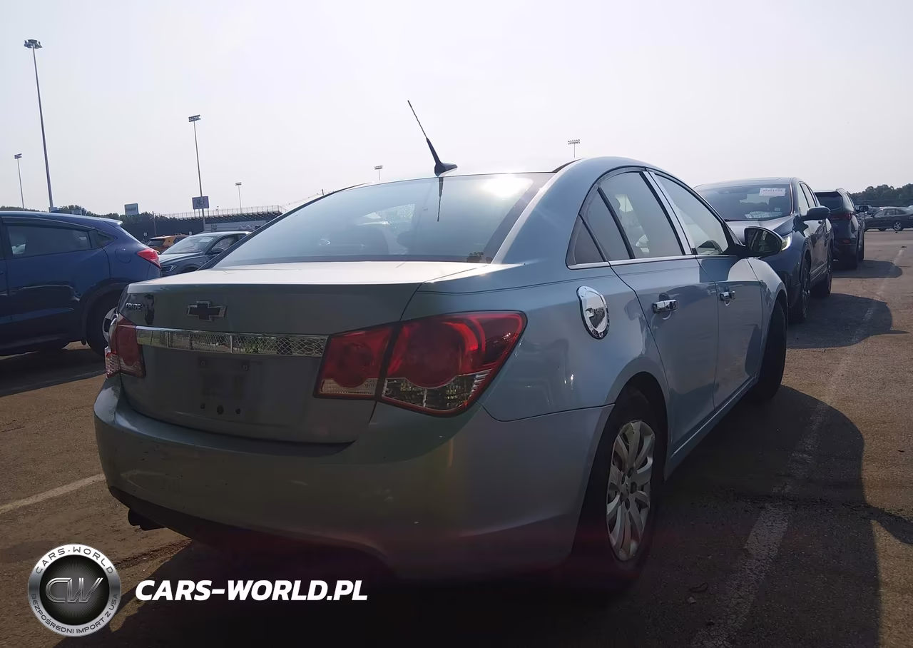 2011 Chevrolet Cruze Ls VIN:1G1PC5SH1B7155469 - 4