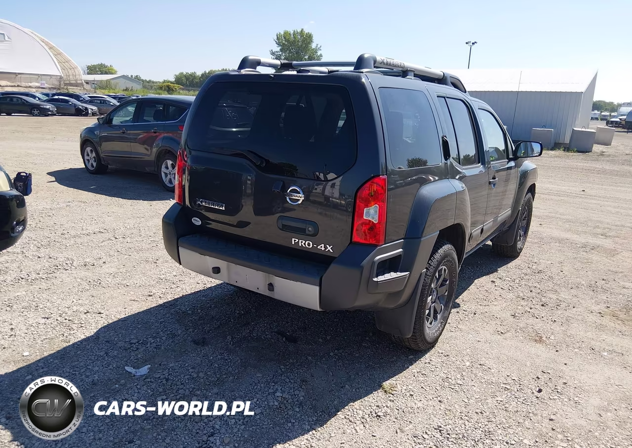 2014 Nissan Xterra Pro-4X VIN:5N1AN0NW6EN801637 - 4