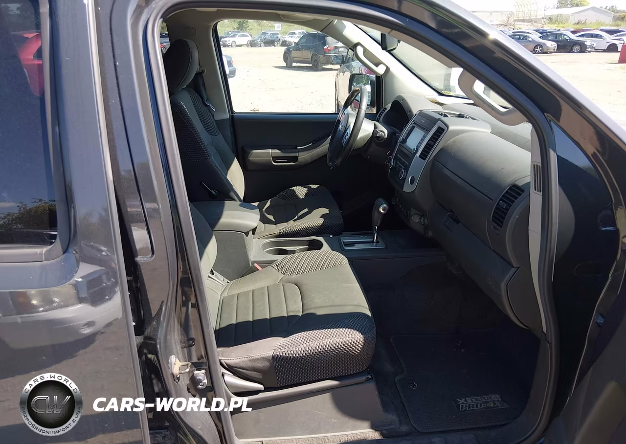 2014 Nissan Xterra Pro-4X VIN:5N1AN0NW6EN801637 - 5