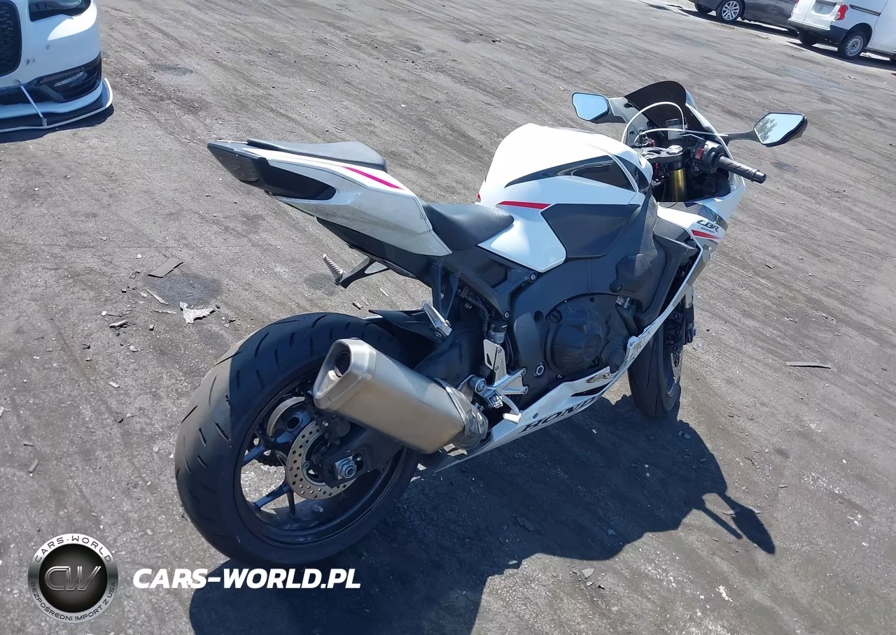 2025 Honda Cbr1000 Ra VIN:JH2SC7751SK800119 - 4