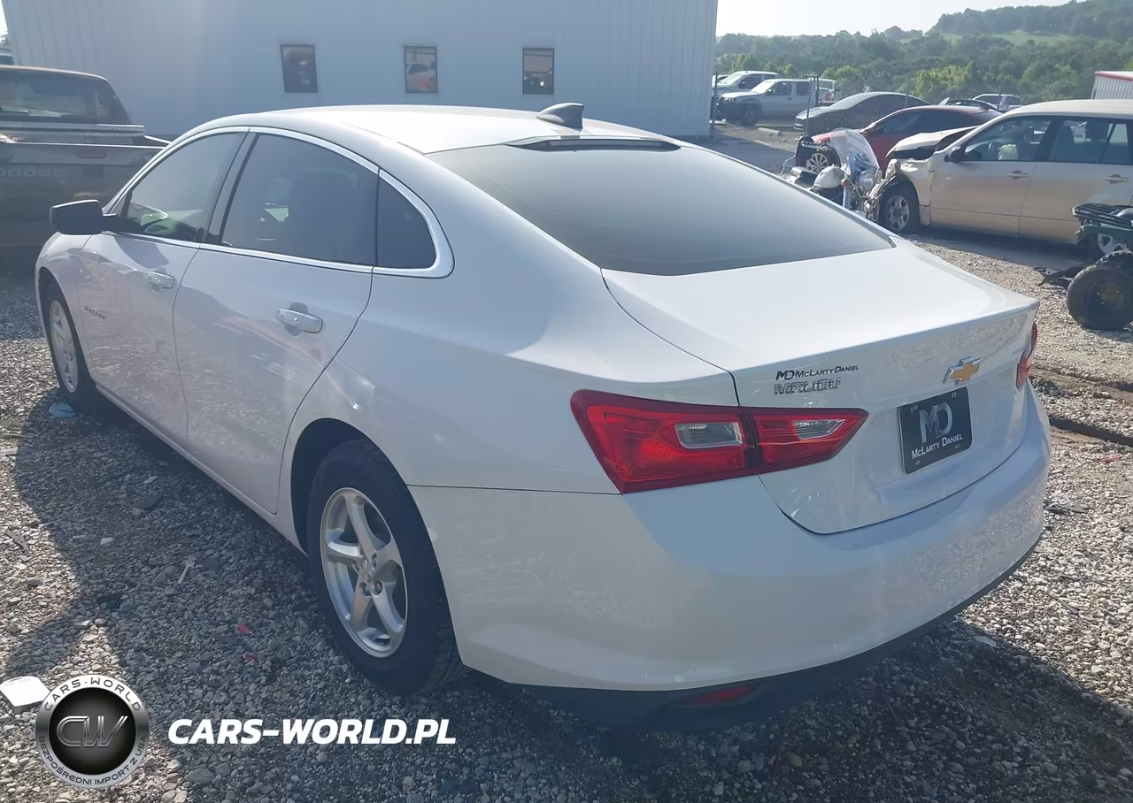 2018 Chevrolet Malibu 1Ls VIN:1G1ZB5ST3JF213943 - 3
