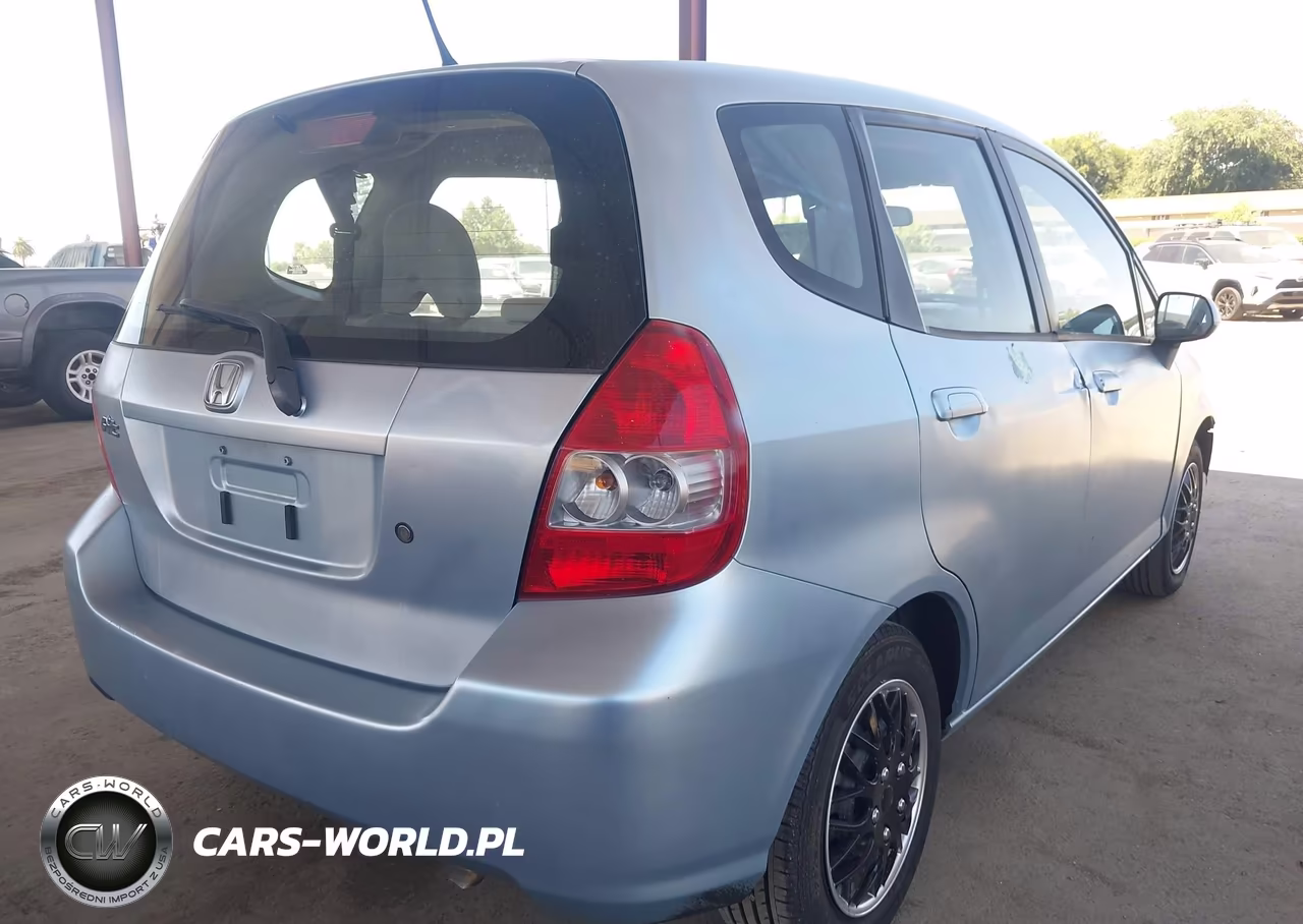 2007 Honda Fit VIN:JHMGD38477S010212 - 4