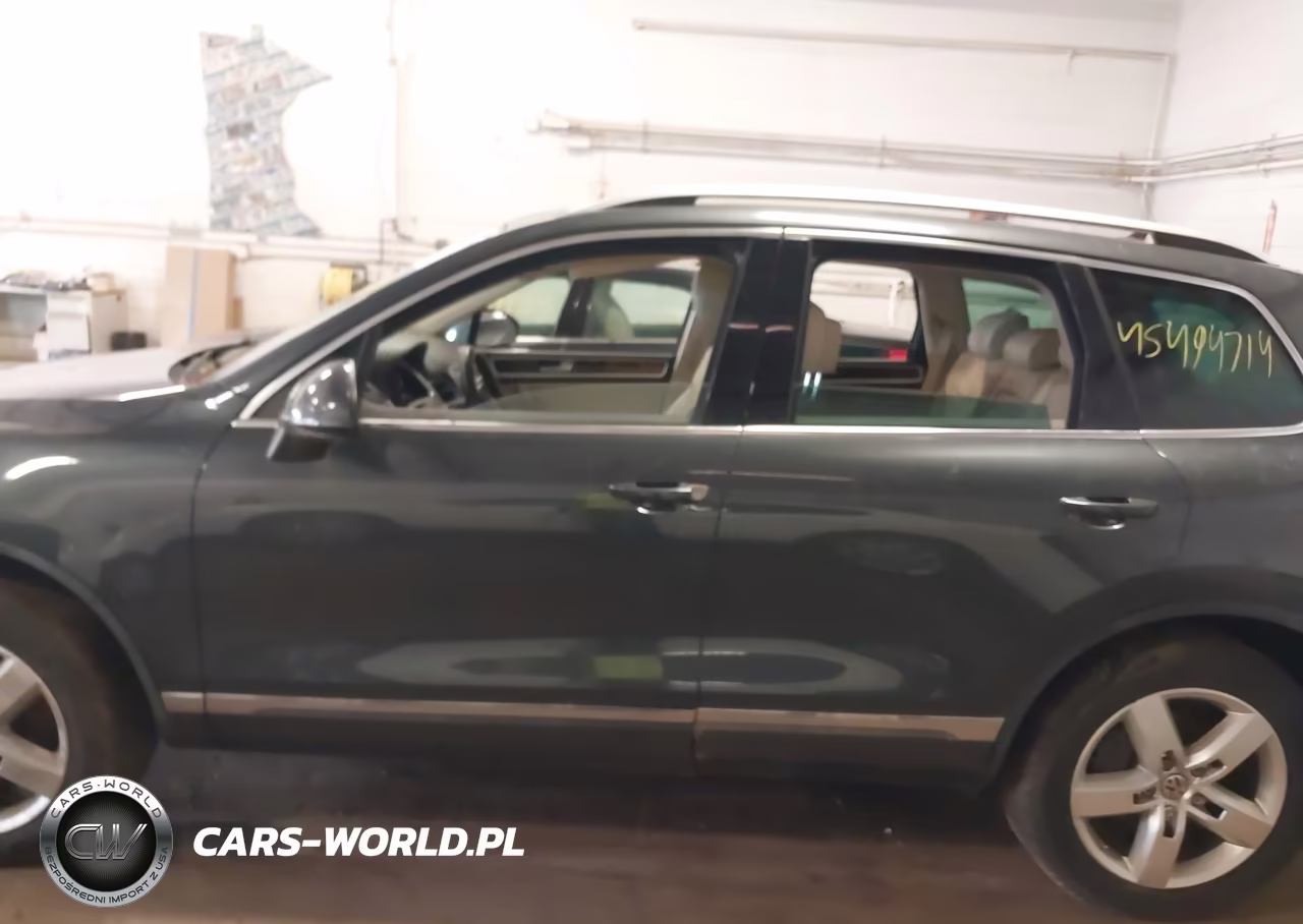 2011 Volkswagen Touareg Tdi Lux VIN:WVGFK9BPXBD006740 - 14