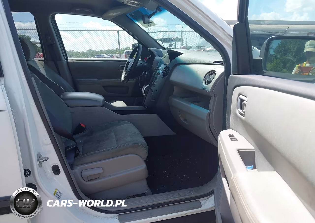 2009 Honda Pilot Lx VIN:5FNYF38279B023511 - 5