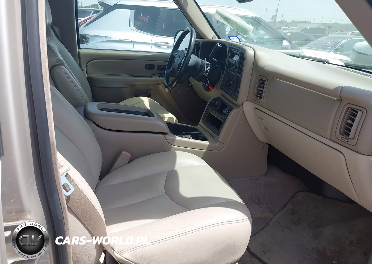 2004 Chevrolet Suburban 1500 Ls VIN:3GNEC16Z84G279358 - 5