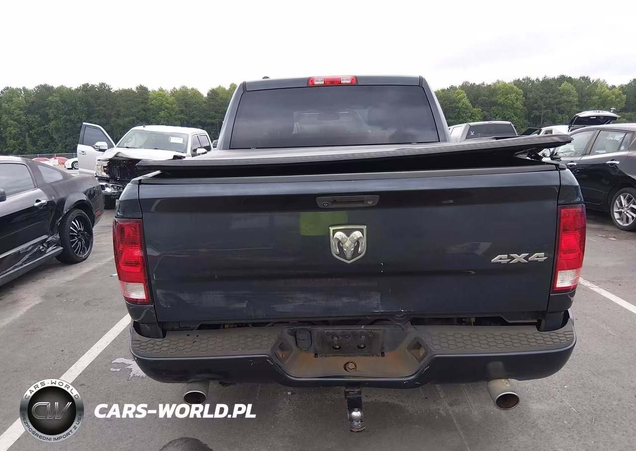 2015 Ram 1500 Express VIN:1C6RR7KT6FS526814 - 16