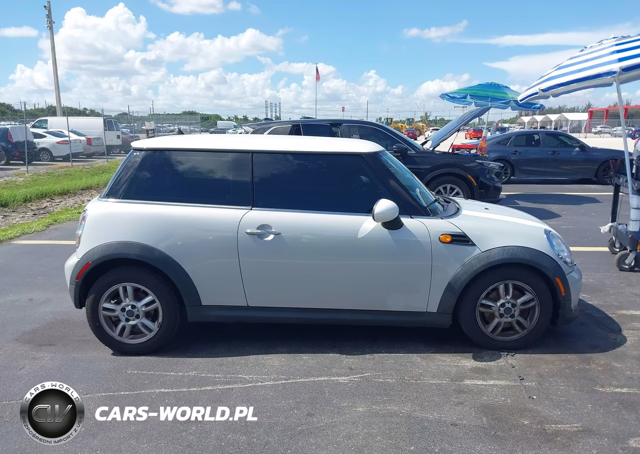 2013 Mini Hardtop Cooper VIN:WMWSU3C50DT683440 - 13