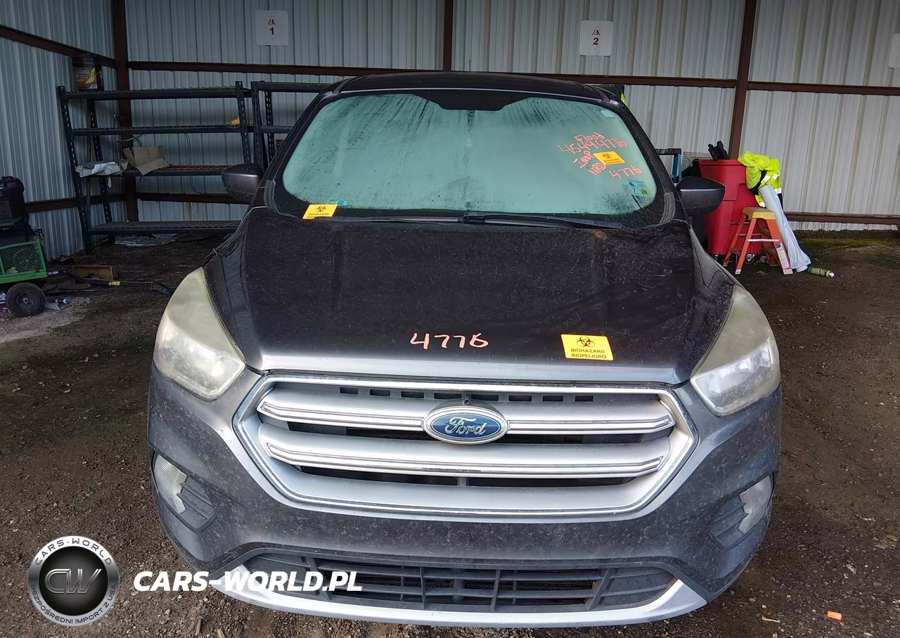 2017 Ford Escape Se VIN:1FMCU0GD8HUC72564 - 10