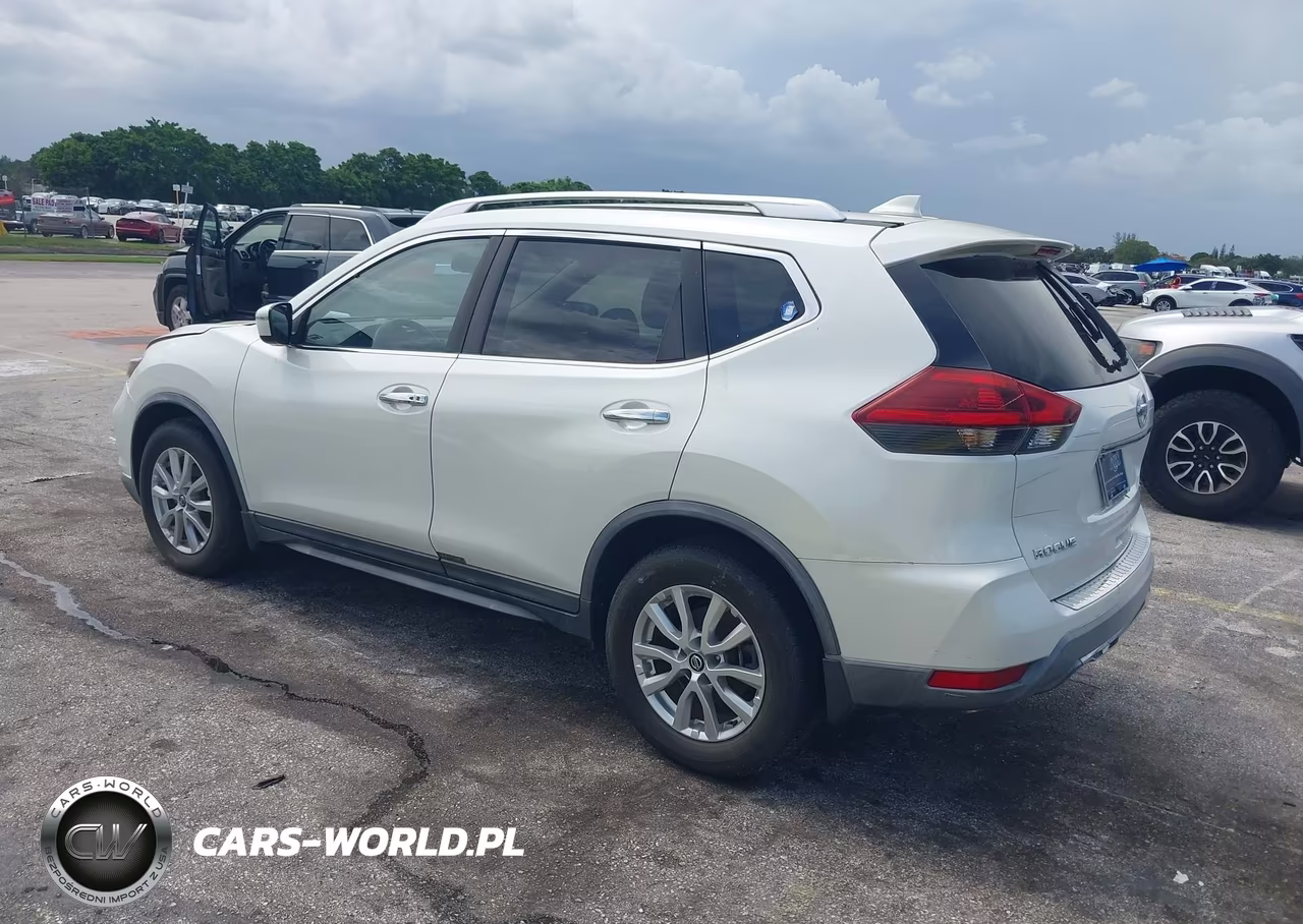 NISSAN ROGUE S VIN:KNMAT2MT5JP603112 - 3