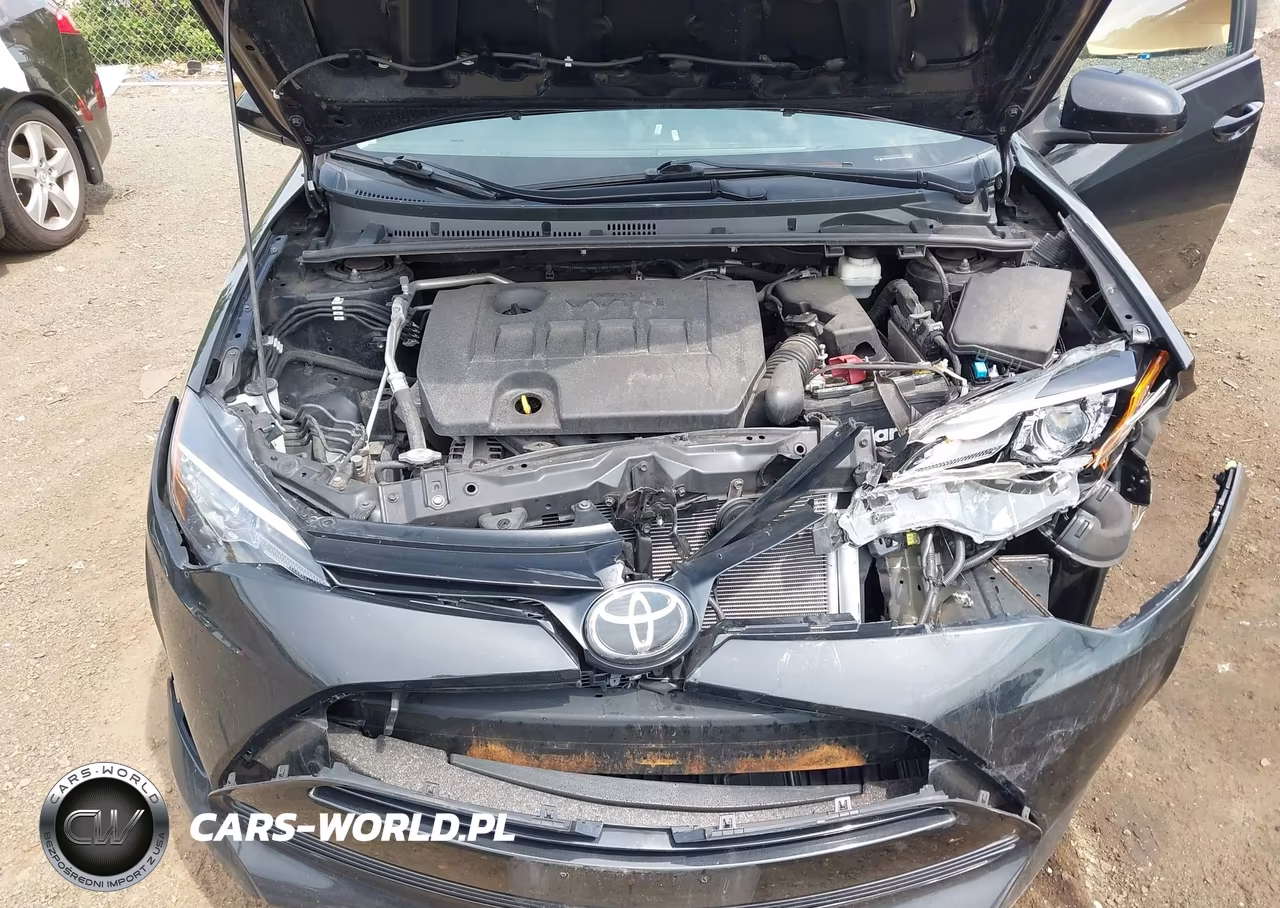 2019 Toyota Corolla Le VIN:2T1BURHE7KC203915 - 10