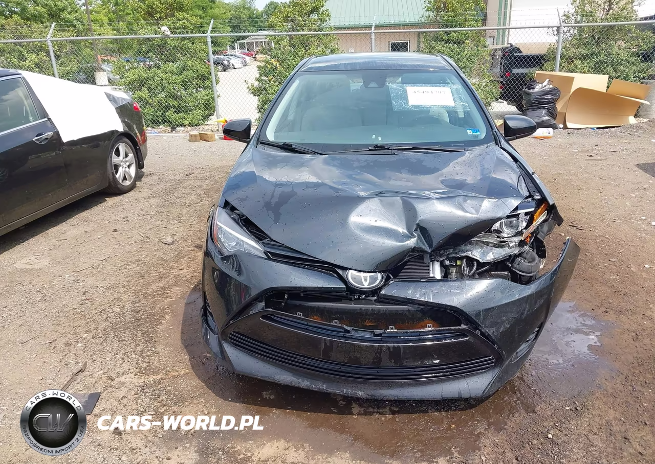 2019 Toyota Corolla Le VIN:2T1BURHE7KC203915 - 12