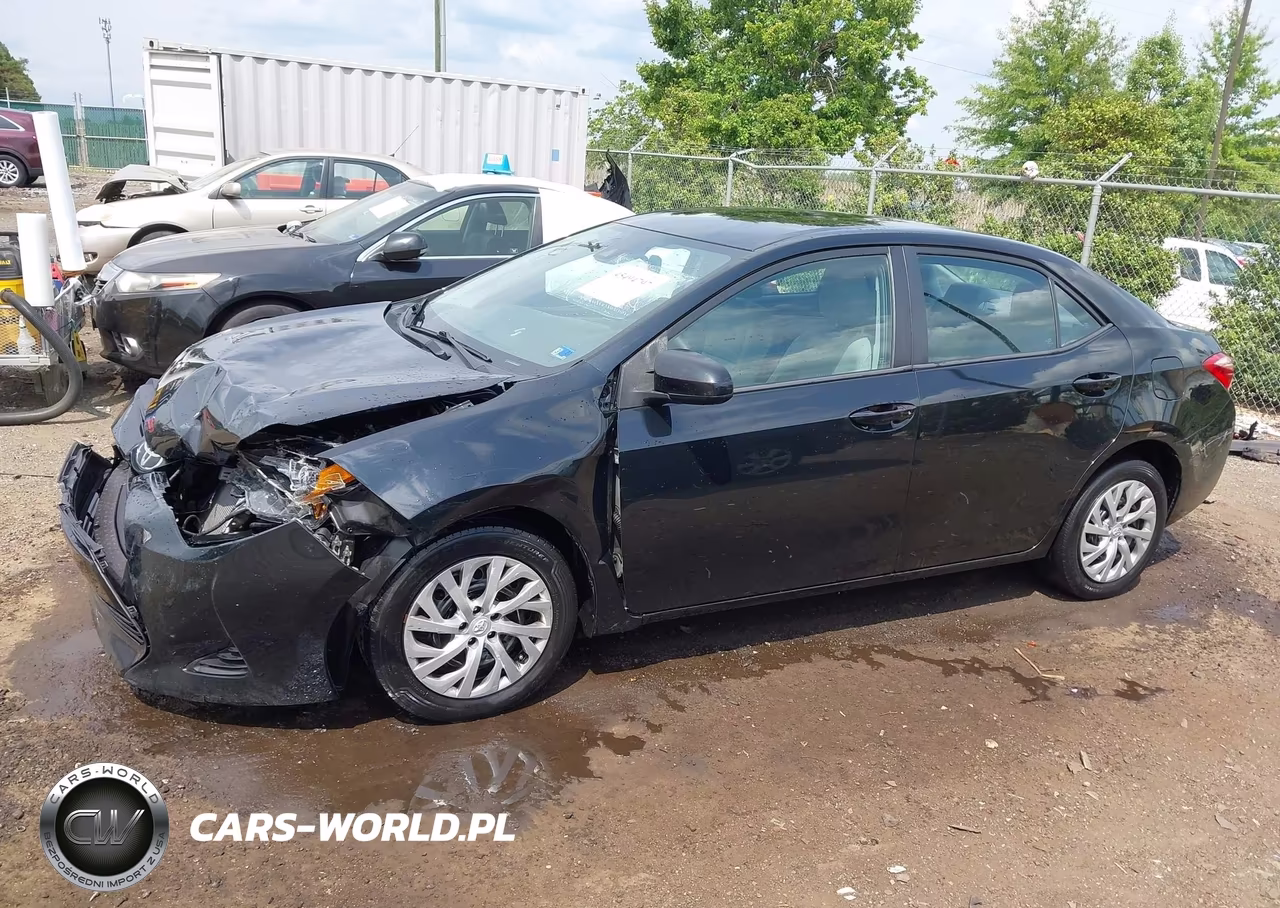 2019 Toyota Corolla Le VIN:2T1BURHE7KC203915 - 14