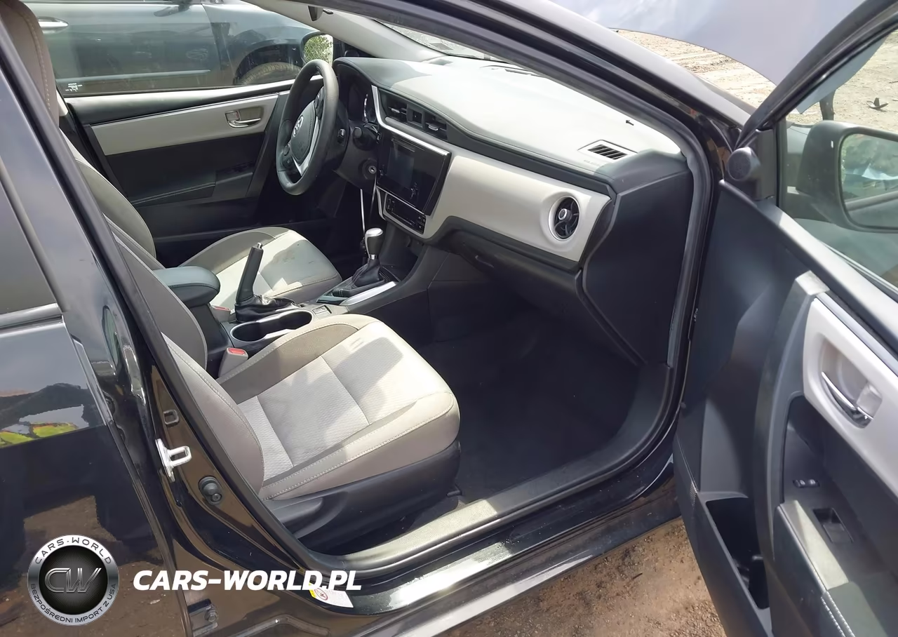 2019 Toyota Corolla Le VIN:2T1BURHE7KC203915 - 5