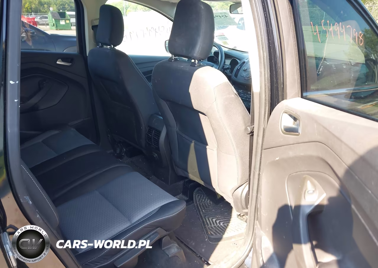 2018 Ford Escape Se VIN:1FMCU9GD3JUA00143 - 8